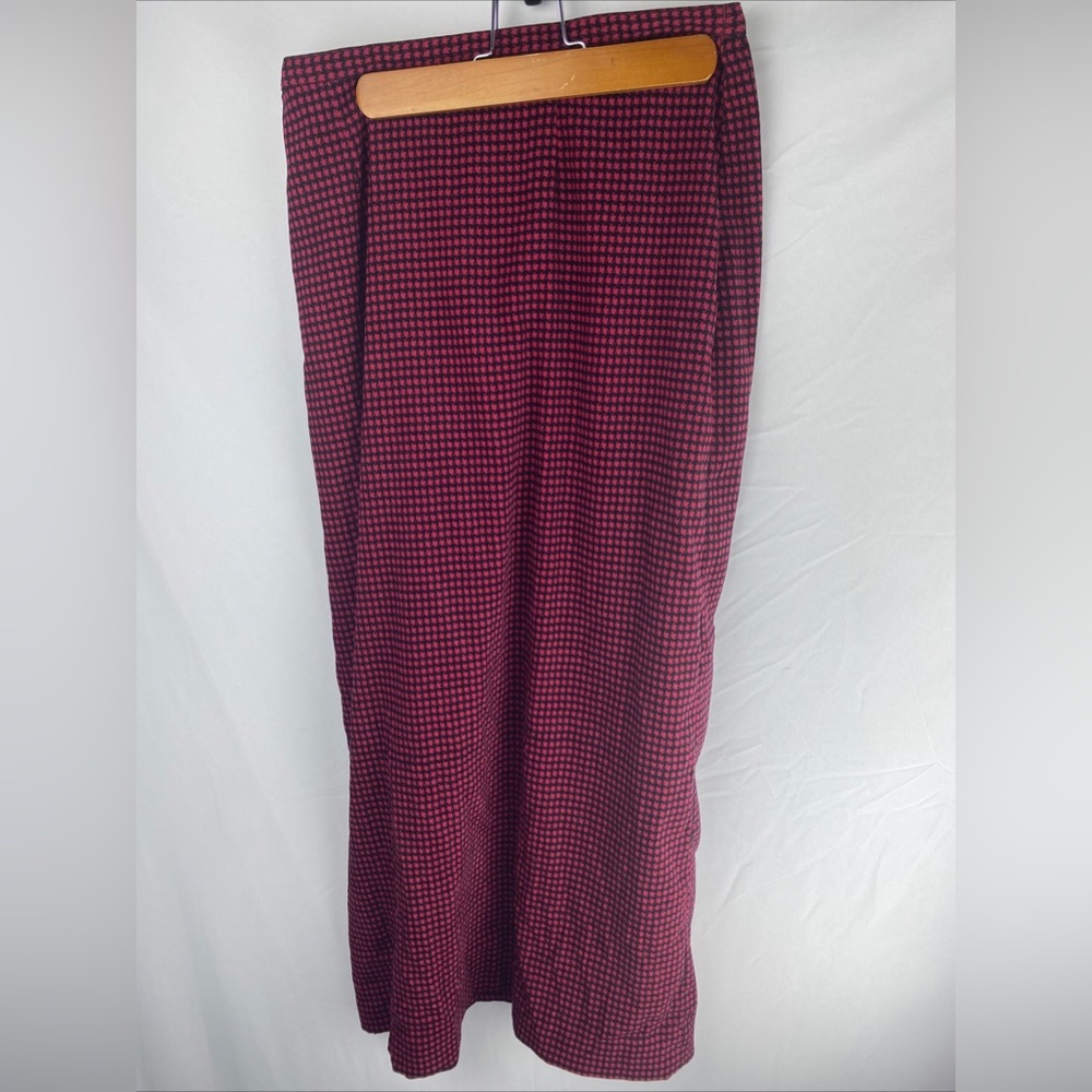 Vintage Christopher & Banks Long  Hounds Tooth Skirt. - Size 4